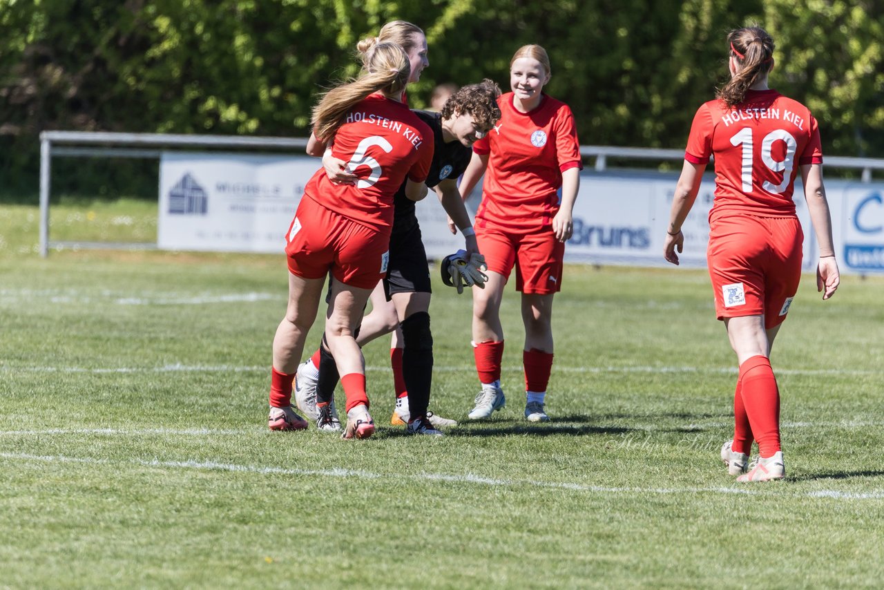 Bild 397 - F TSV Zarpen - Holstein Kiel II : Ergebnis: 2:6